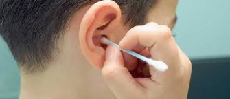 Cómo limpiar la cera de los oídos