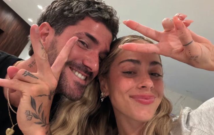 Tini Stoessel y Rodrigo de Paul: romance, complicidad y estilo en el álbum más íntimo de la pareja