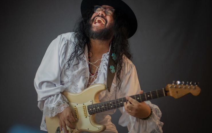 Antonio Vergara hace historia: el ecuatoriano que conquista el Salón de la Fama del Blues