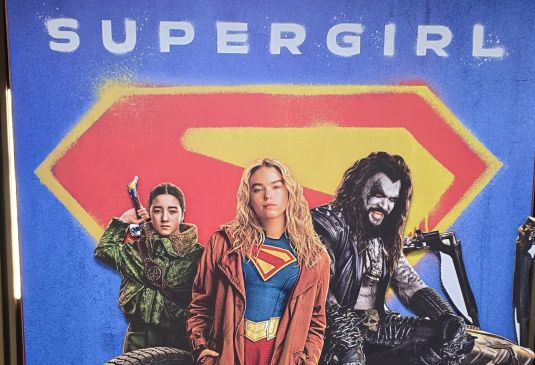 Supergirl: una heroína que llega para conquistar corazones, inspirar y redefinir una nueva generación de héroes