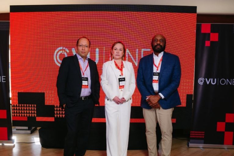 VU ONE: la nueva barrera inteligente contra el fraude digital y los deepfakes llega a Ecuador